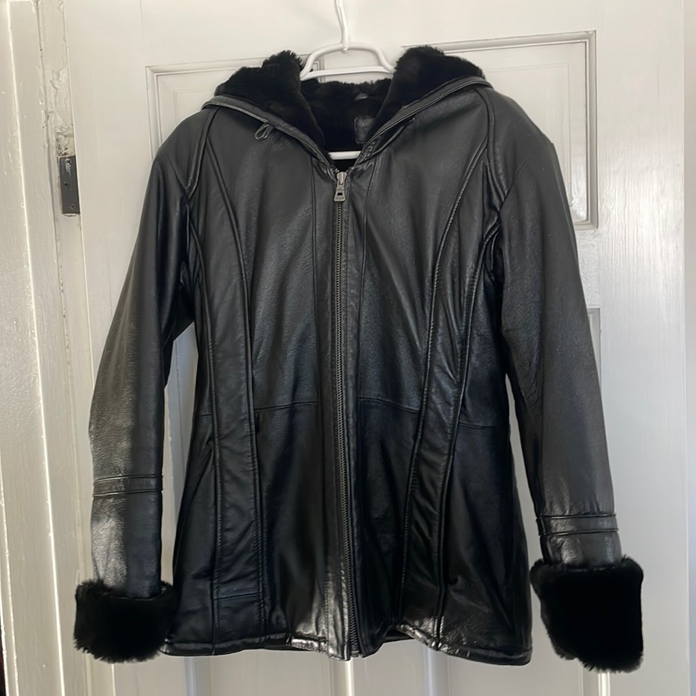 Vintage Wilson’s Leather Black Faux Fur Lined Hooded Coat XS
